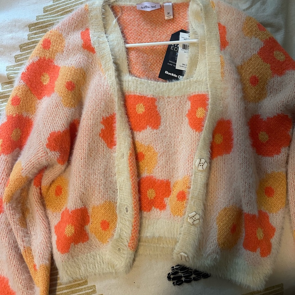 Buckle cardigan with tank set. NWT. Never worn. Size M and true to size.